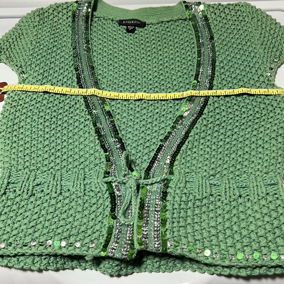 Medium green Bebe vest sweater. - Picture 7 of 7